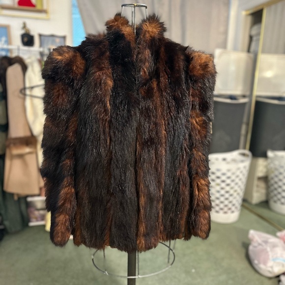 Vintage brown fox fur coat, medium/large - Picture 9 of 10